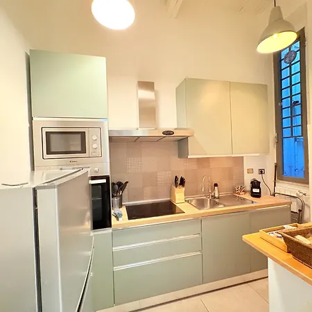 Domvs Spagna Via Gregoriana Apartment Rom